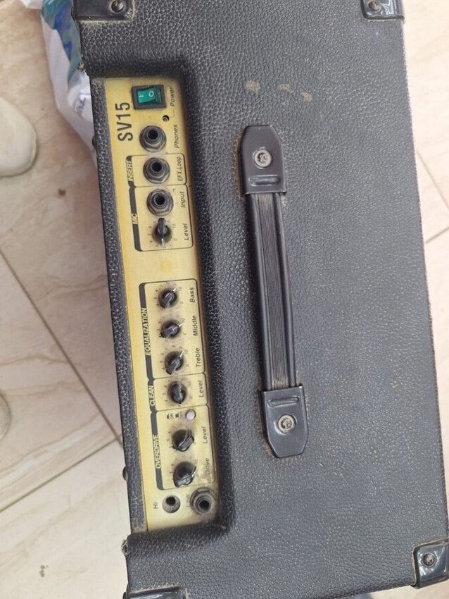 Комбоусилитель invasione sv15