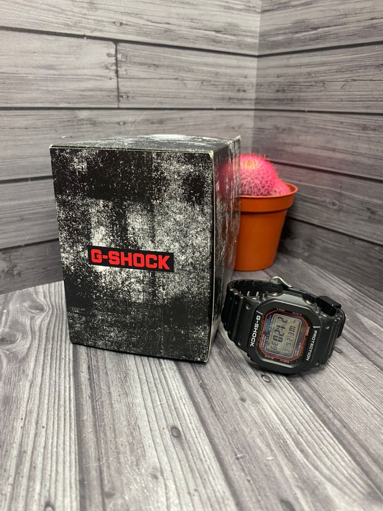 Часы Casio G-Shock