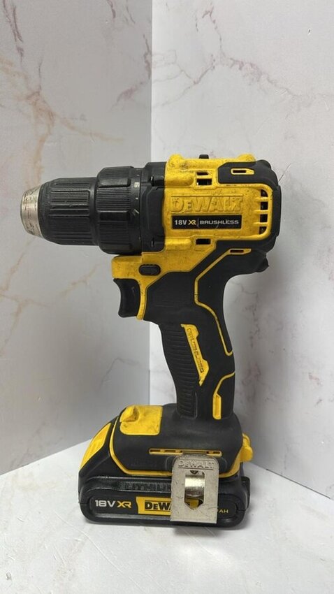 Шуруповерт dewalt dcd708