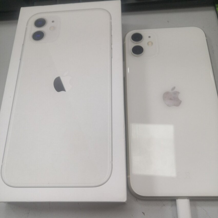 Смартфон iPhone 11 128 Gb