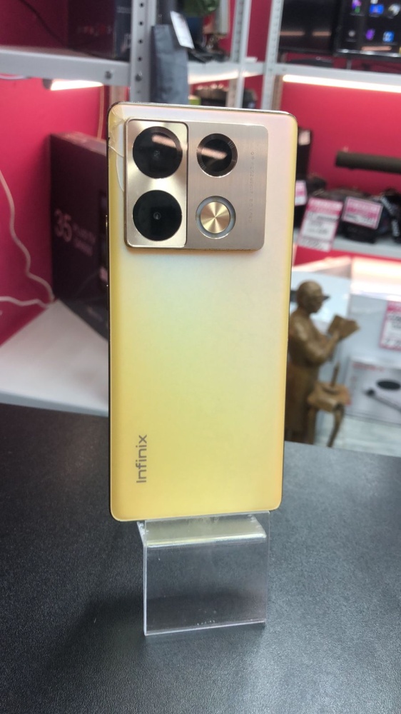 Мобильный телефон Infinix Note 40 8/256