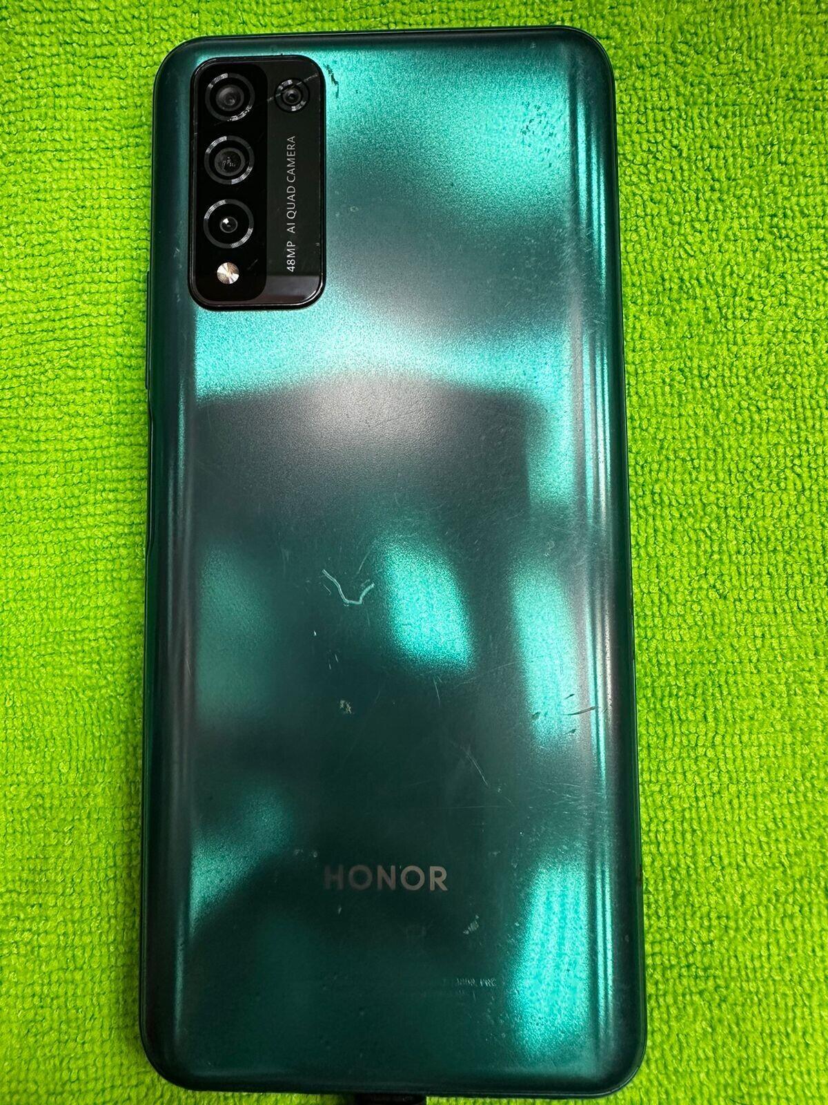 Смартфон Honor 10 X Lite 4/128 б/у купить в Воскресенске в магазинах  «Скупка» (Артикул: 941782 ) с доставкой: цена 4 990 ₽, отзывы