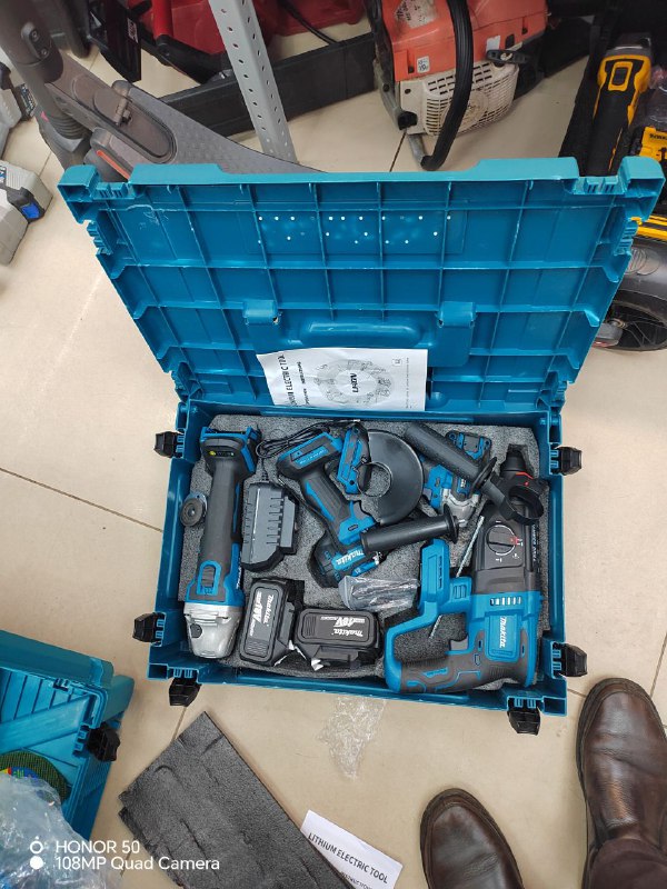 Набор инструментов 4 х 1 Пефоратор, гайковерт, шуруповерт, болгарка