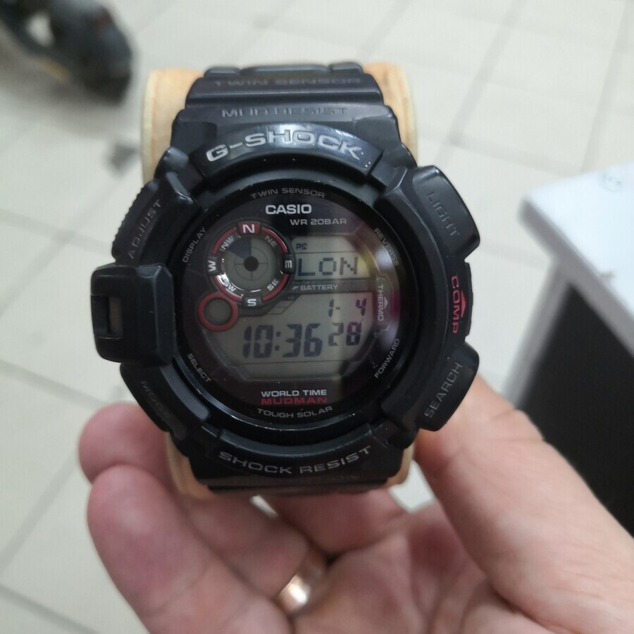 Часы g-shock