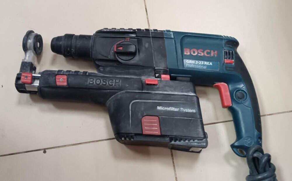 Перфоратор  bosch GBH 2-23 rea