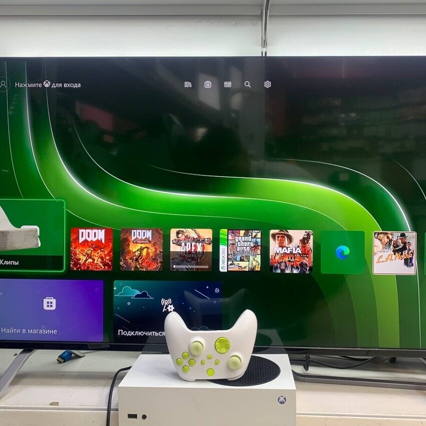 Игровая приставка XBOX Series S