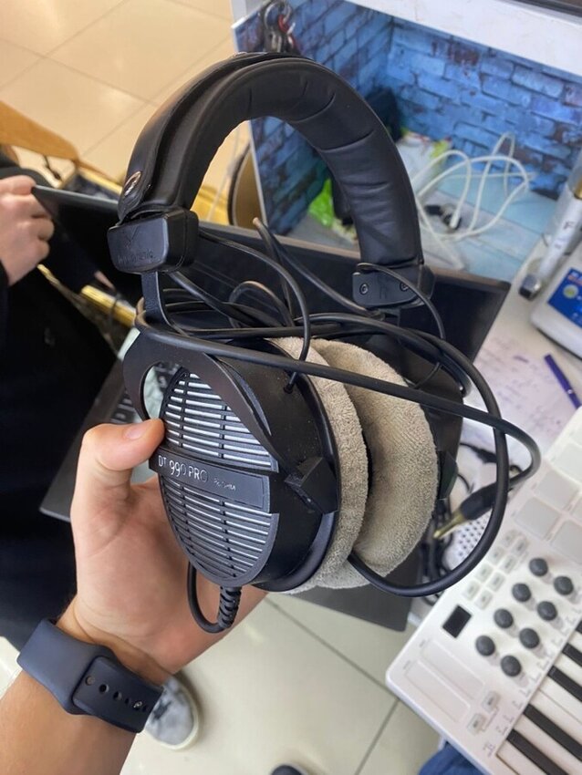 наушники beyerdynamic dt 990 pro