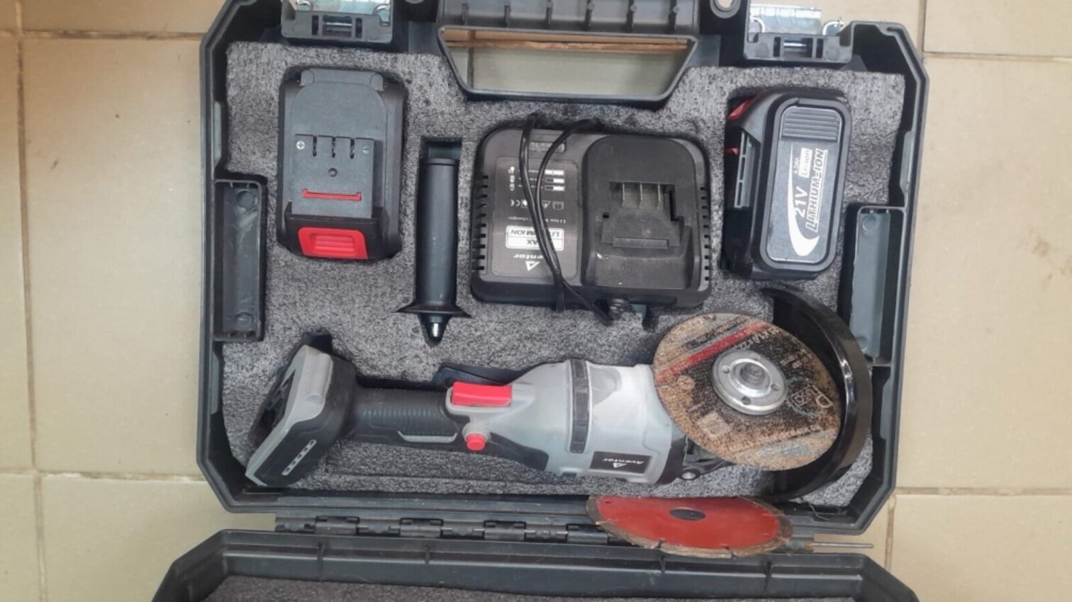 УШМ (Болгарка) AVENTOR