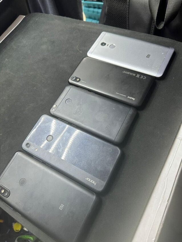 Смартфон Xiaomi Redmi 4X 3/32