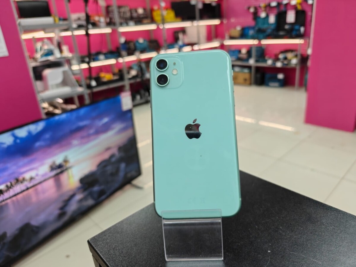 Смартфон iPhone 11 128 Gb