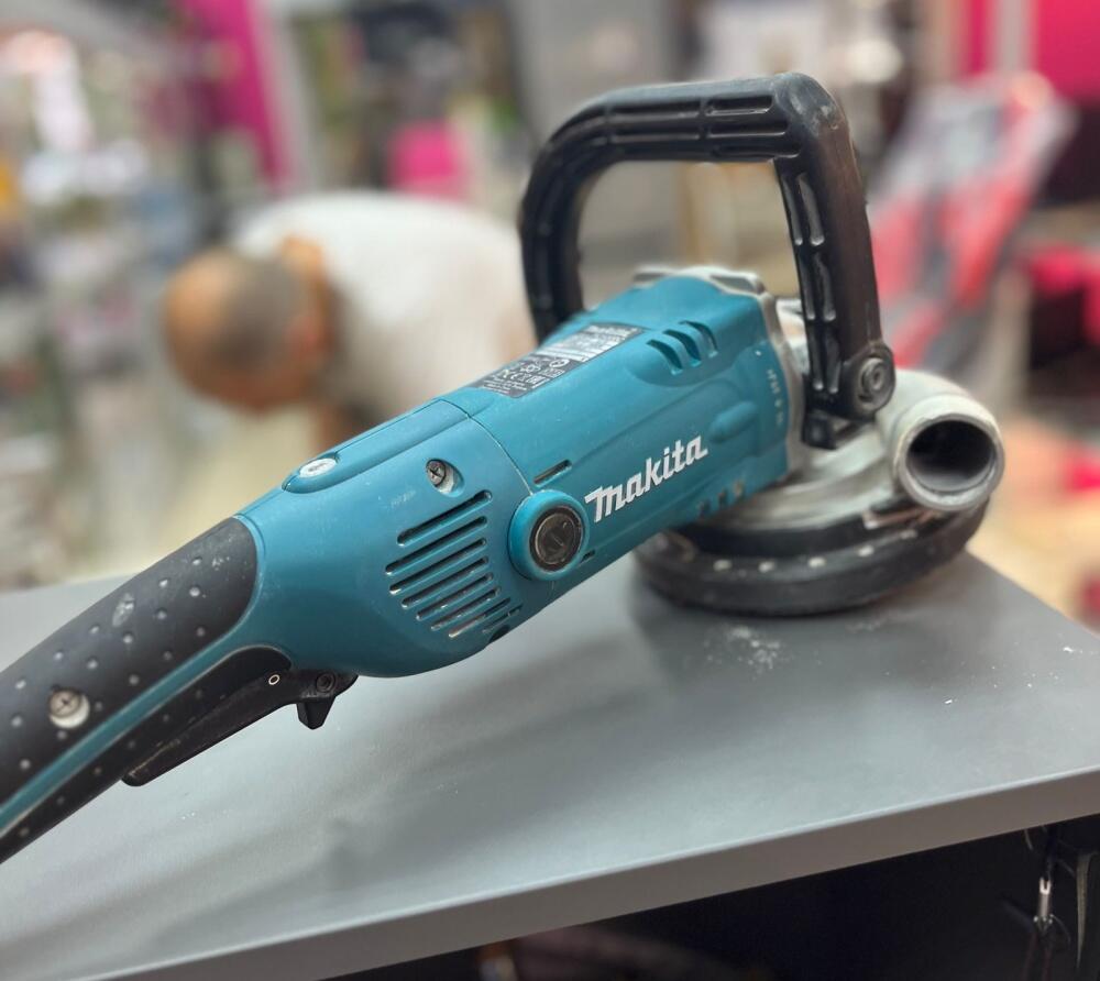 Шлифмашина Makita pc5000c