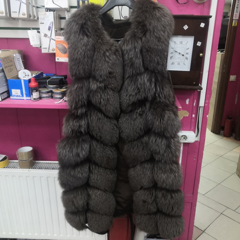 Жилет меховой песец серый