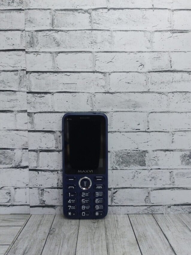 Мобильный телефон Maxvi