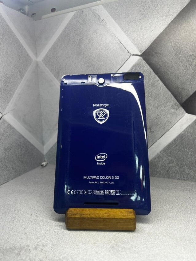 Планшет Prestigio PMT3777