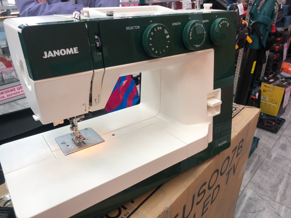 Швейная машина Jahome 1522gn