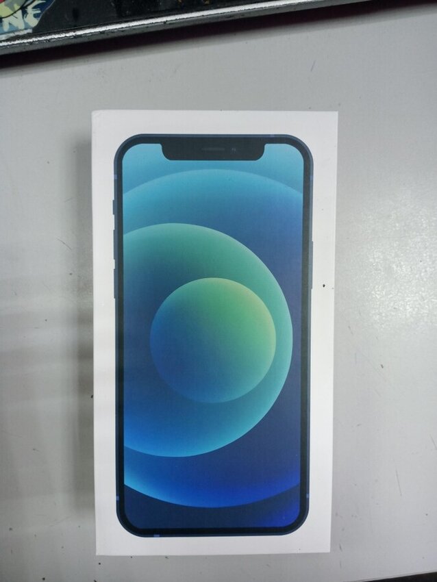 Смартфон iPhone 12 256 Gb