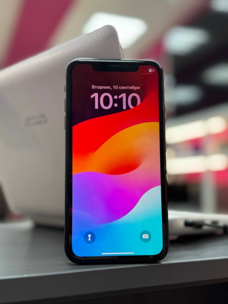 Смартфон iPhone XR 64 Gb