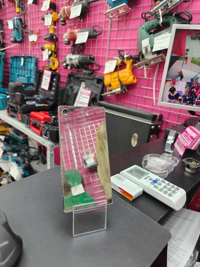 Мобильный телефон Sony Xperia Z5 Premium 3/32