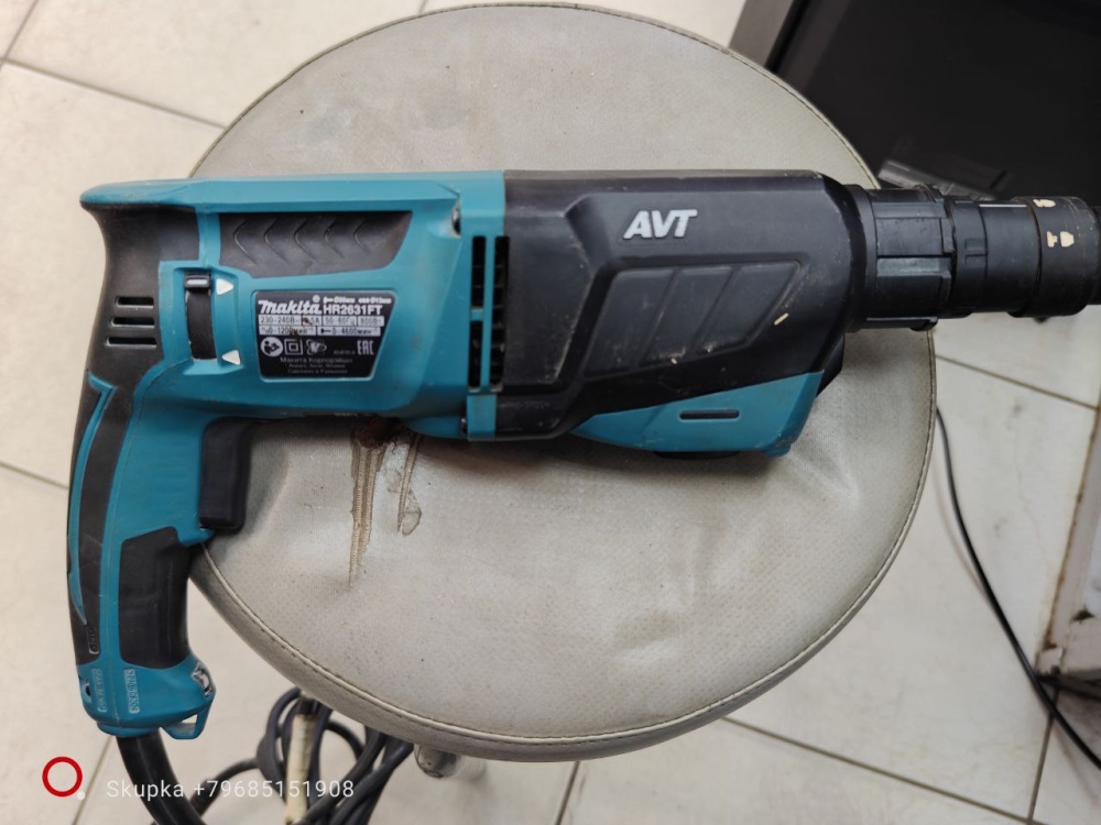 Перфоратор Makita HR 2631FT