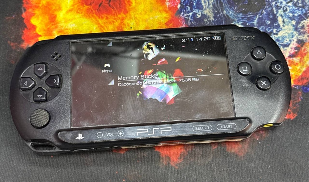 Игровая приставка PSP е-1008