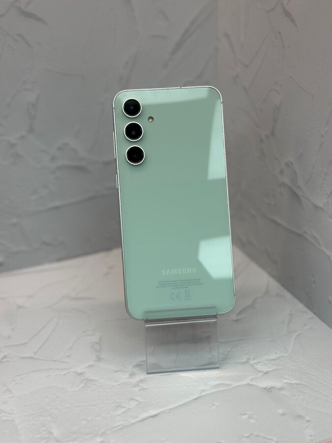 Смартфон Samsung S23 FE 8\256