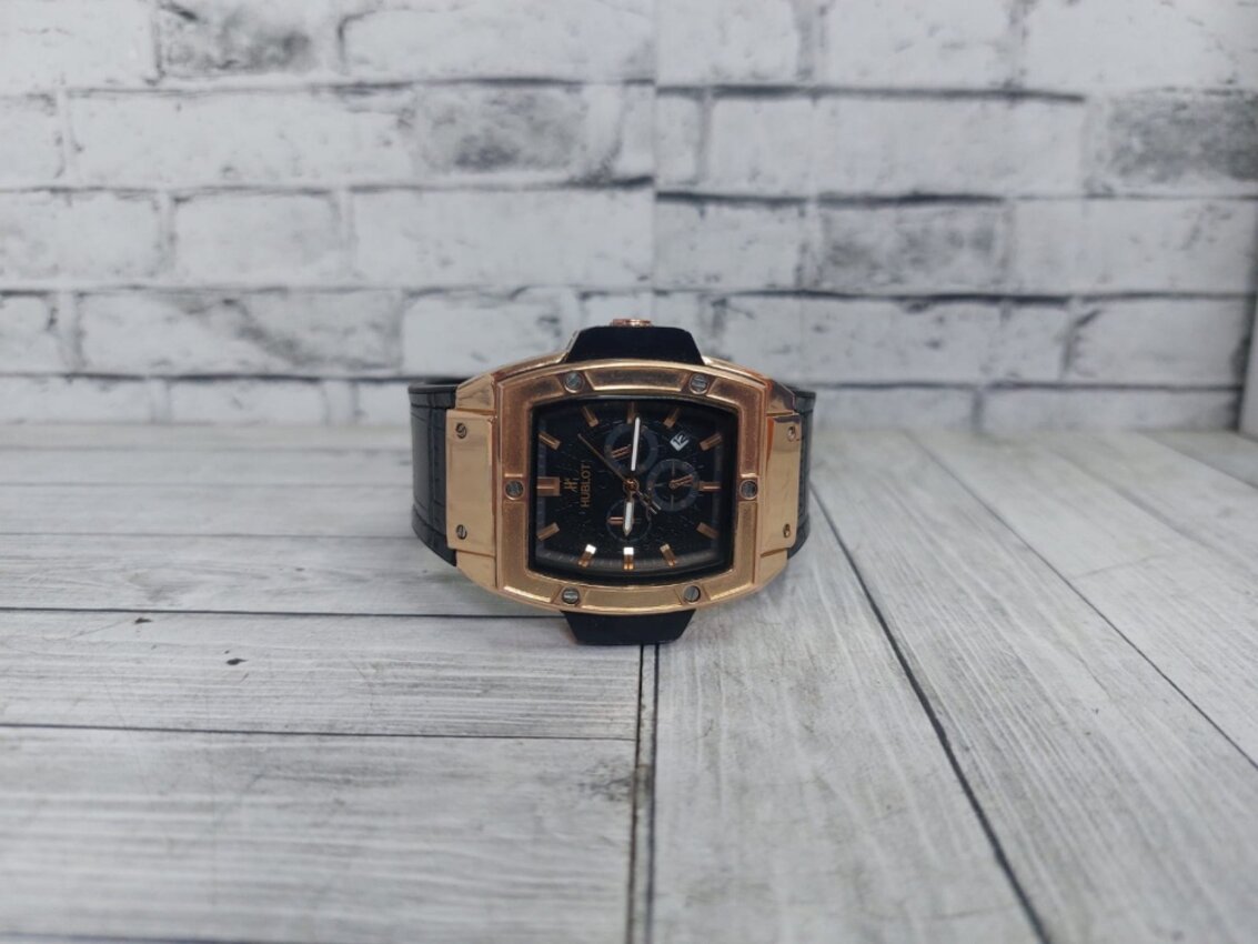 Часы Hublot