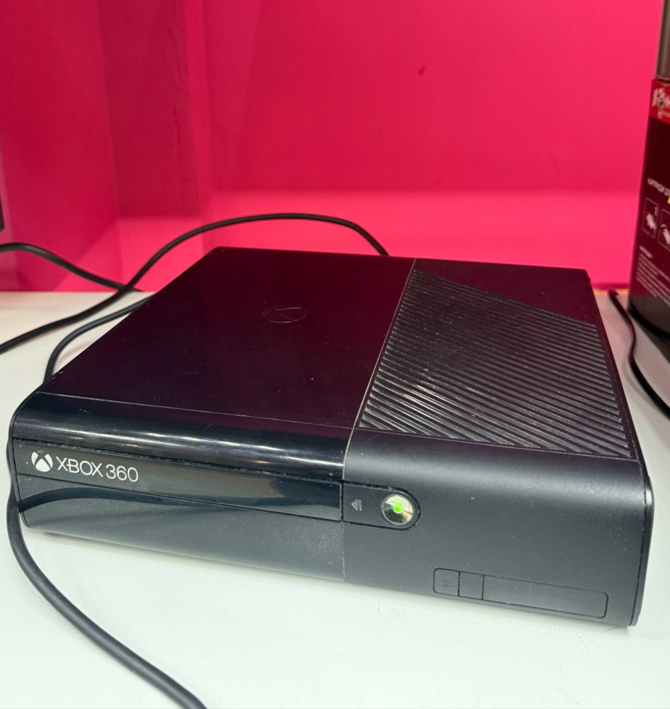 Игровая приставка XBOX 360 500гб 