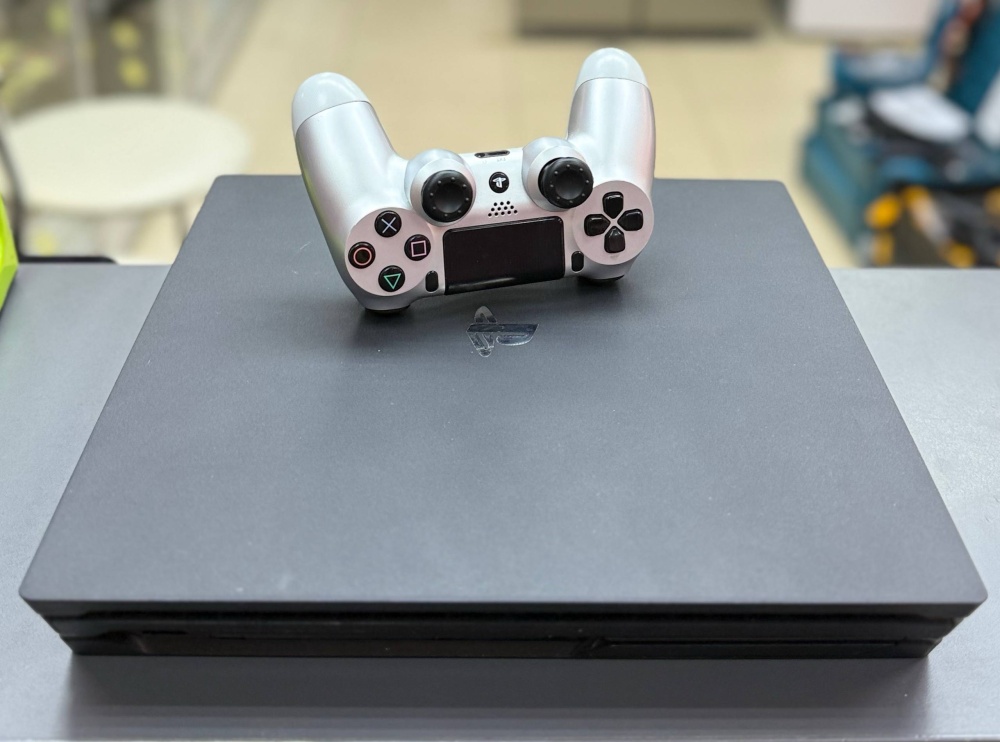 Игровая приставка Sony PlayStation 4 PRO 1TB