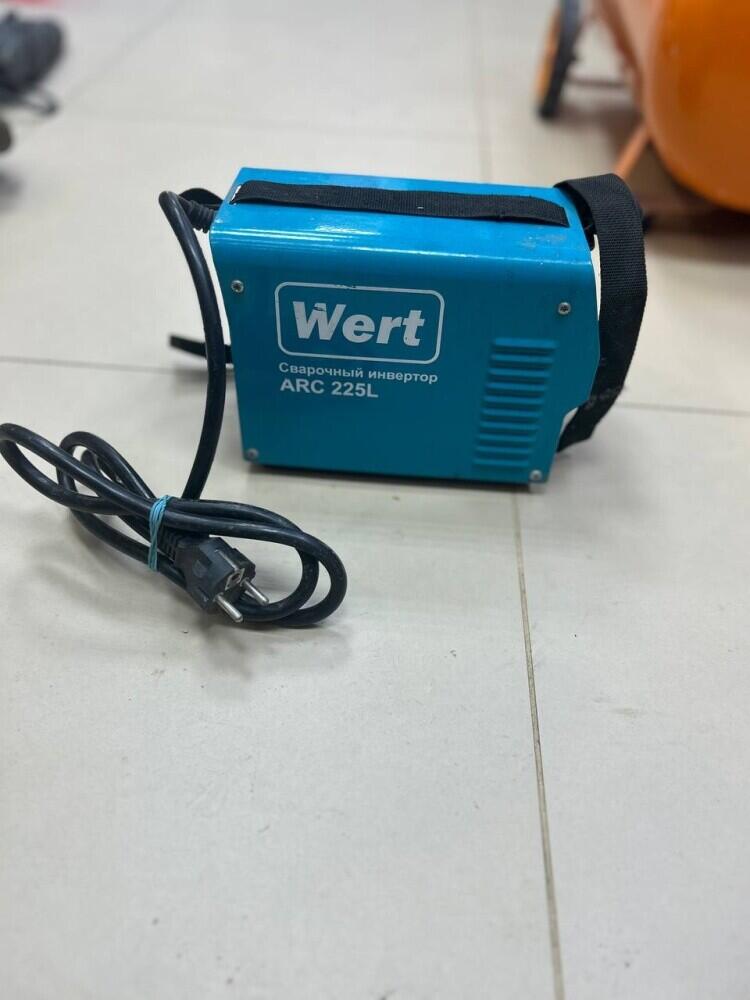 Сварочный аппарат  wert arc 225l