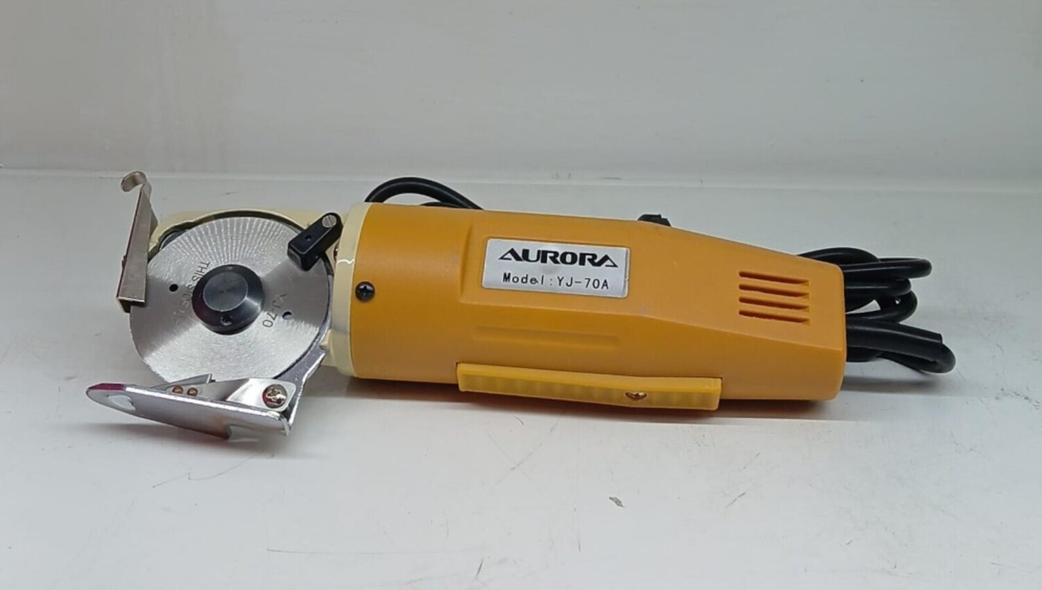 Дисковый раскройный осноровочный нож Aurora YJ-70A
