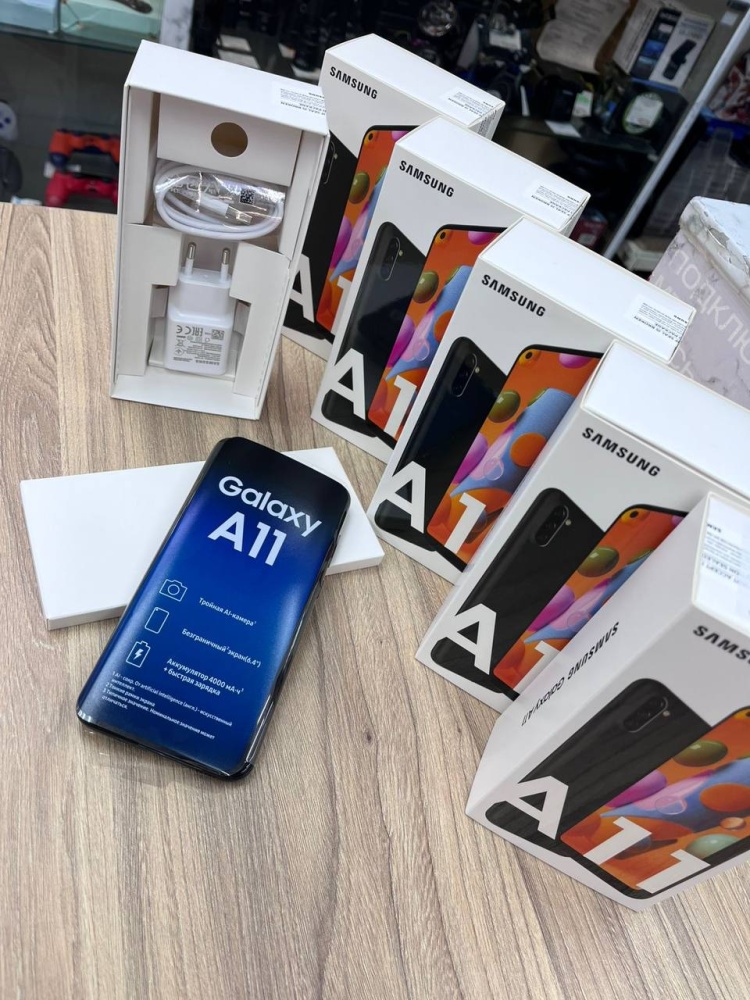 Смартфон Samsung A11 32гб