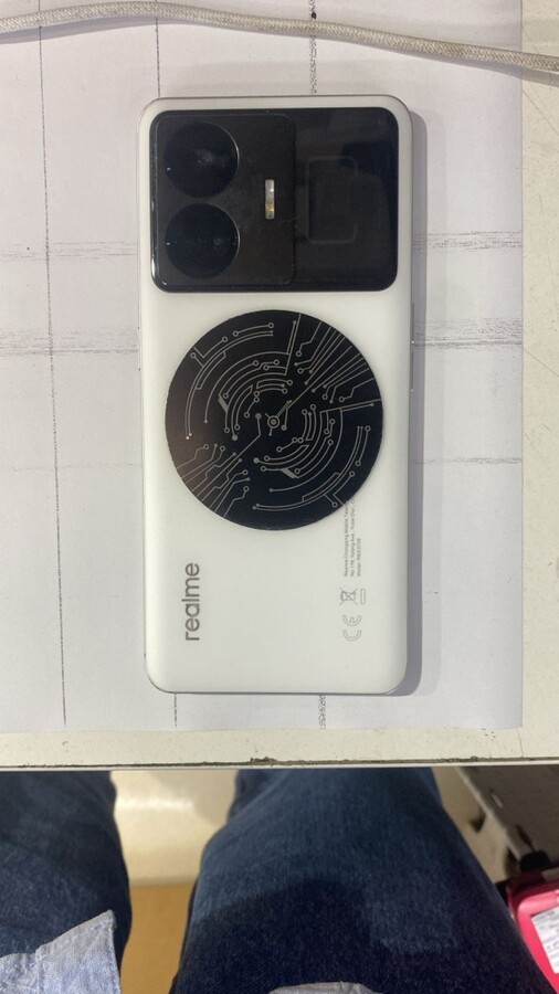 Смартфон Realme GТ3 1Т