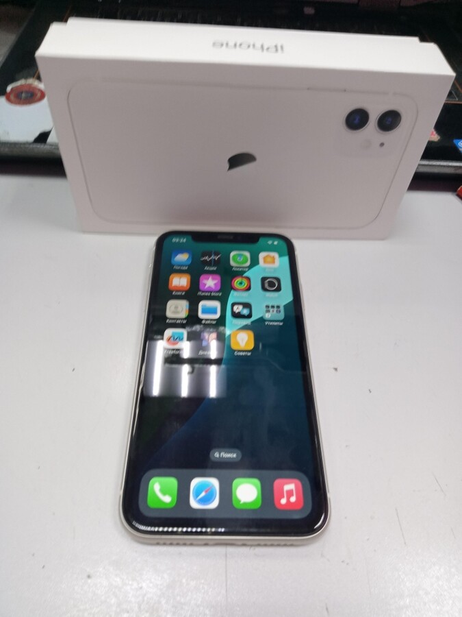 Смартфон iPhone 11 128 Gb