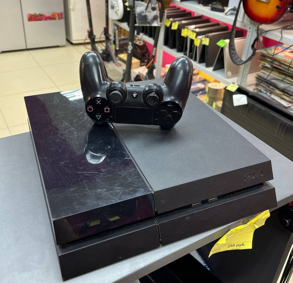 Игровая приставка Sony PlayStation 4 fat 500гб