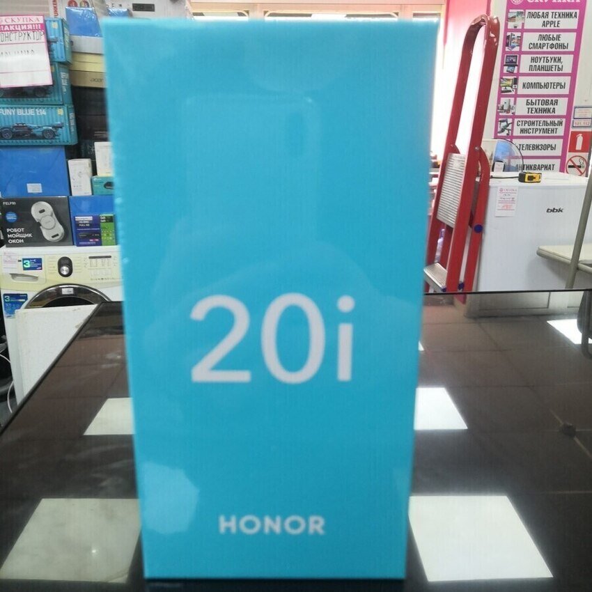 Смартфон Honor 20i 4/128
