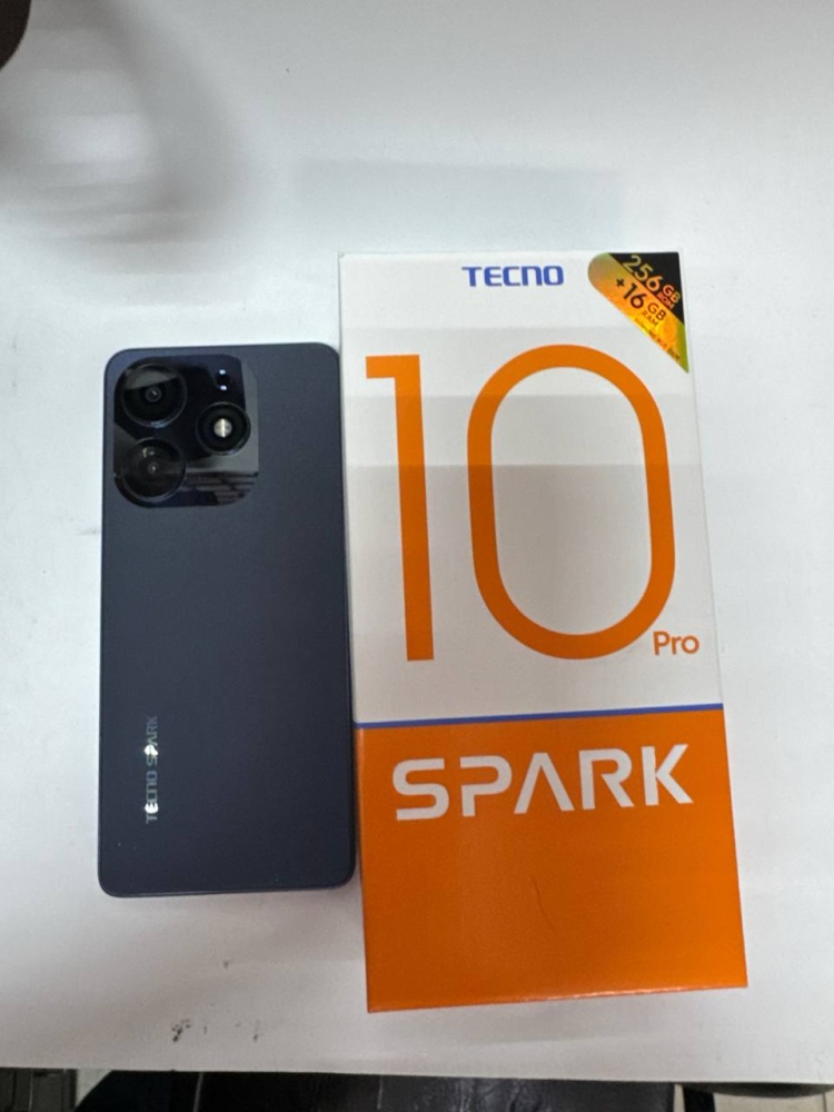 Мобильный телефон Tecno spark 10 pro 8/256
