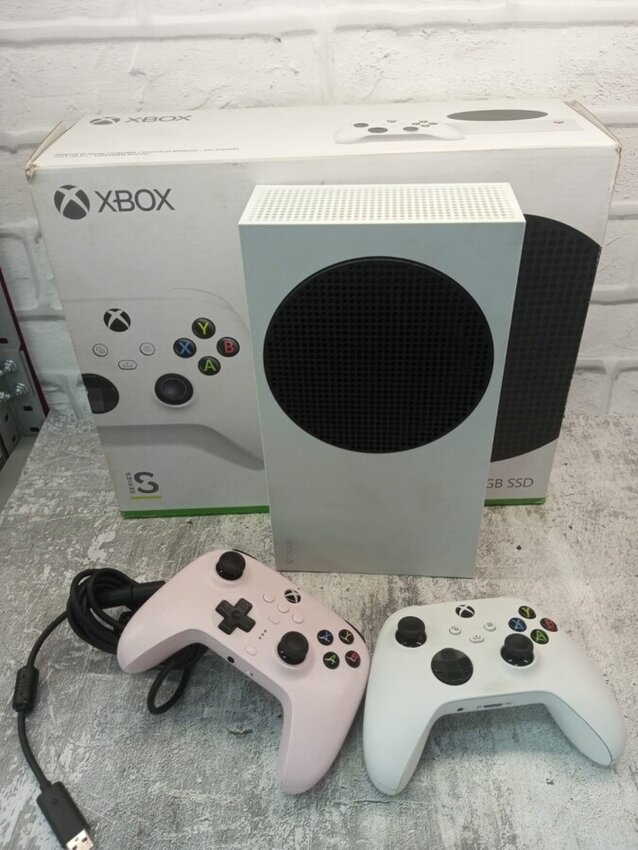 Игровая приставка XBOX Series S 512гб