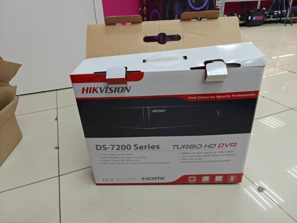 Видеорегистратор Hikvision DS-7200