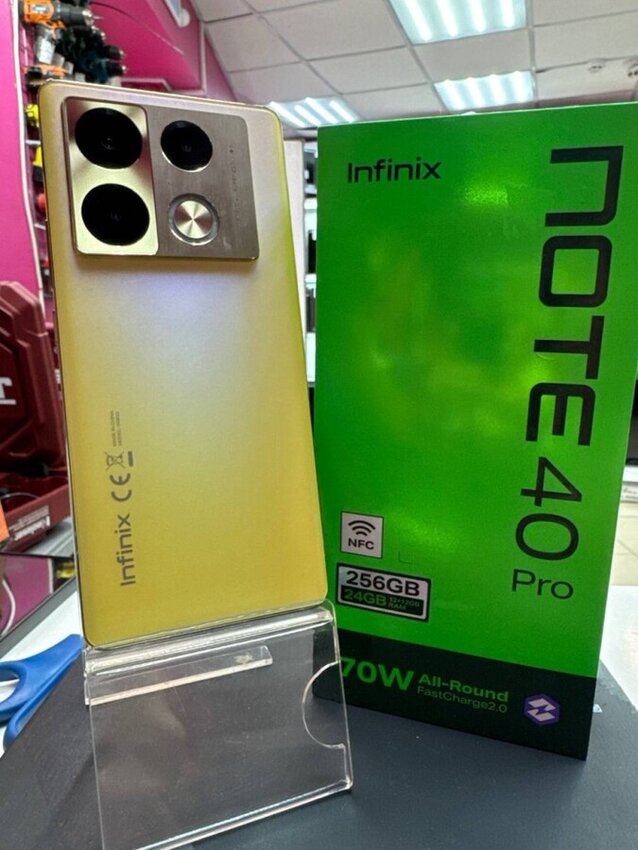 Мобильный телефон Infinix Note 40 PRO 12+12/256Gb