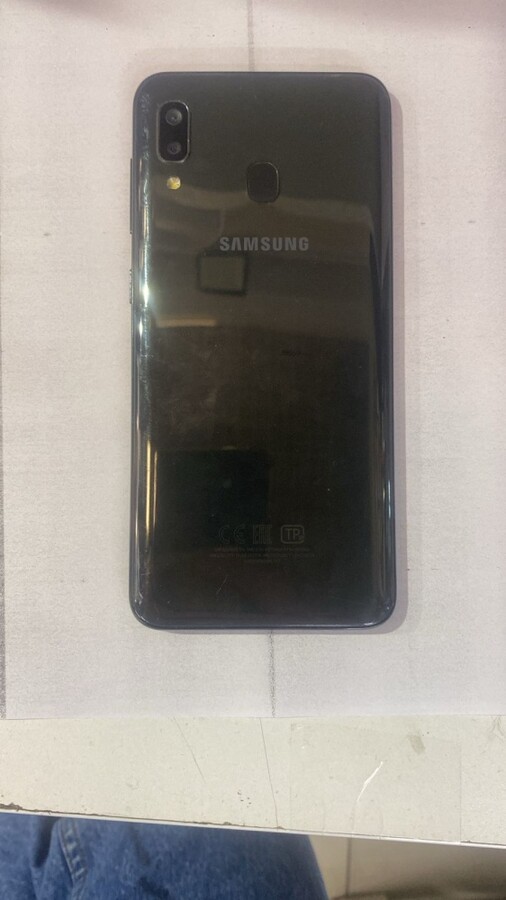 Смартфон Samsung A20 3\32