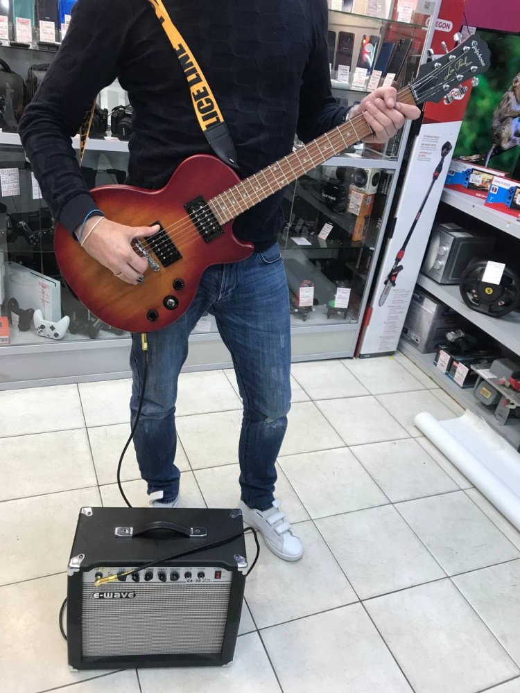 Электрогитара Epiphone Les Paul Special