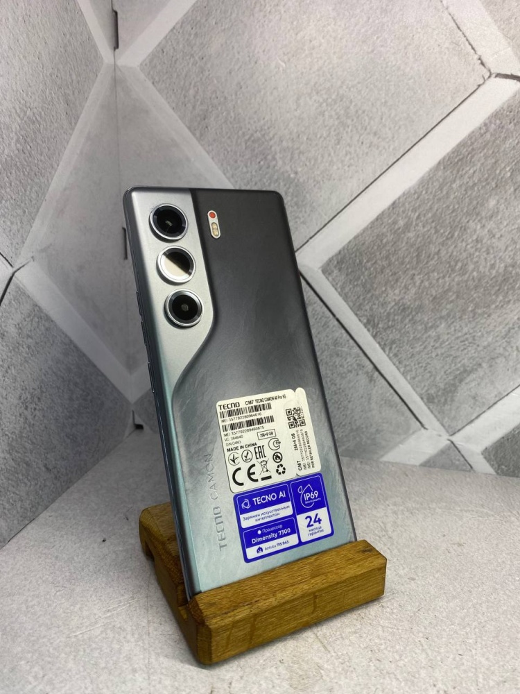 Мобильный телефон Tecno CAMON 40 PRO 8/256
